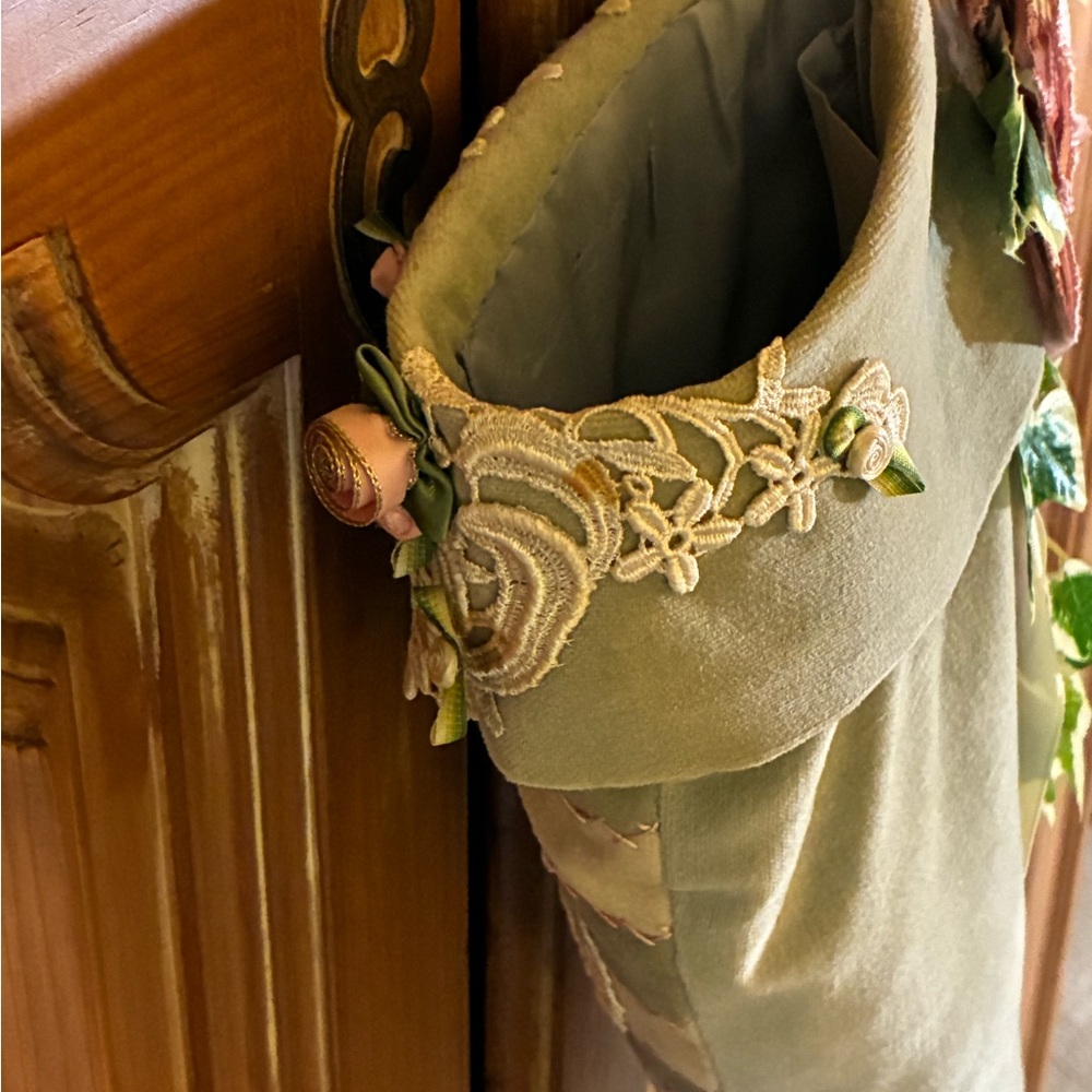 Victorian Floral Embroidered Stocking - Picture 6 of 6